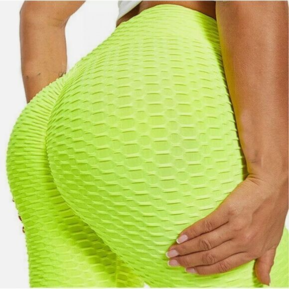 NWT True Rock Honeycomb Booty Scrunch Biker Shorts - Size S/M - Picture 1 of 5